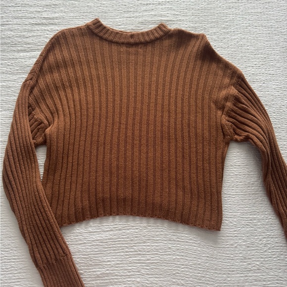 American Eagle Outfitters Ribbed Cropped Turtleneck Sweater - Brown - Picture 5 of 5